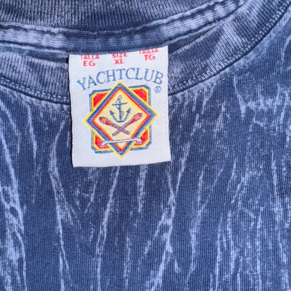 VTG Yatchclub Iguana Cayman Islands acid wash Blue t Shirt Size XL - Picture 3 of 5